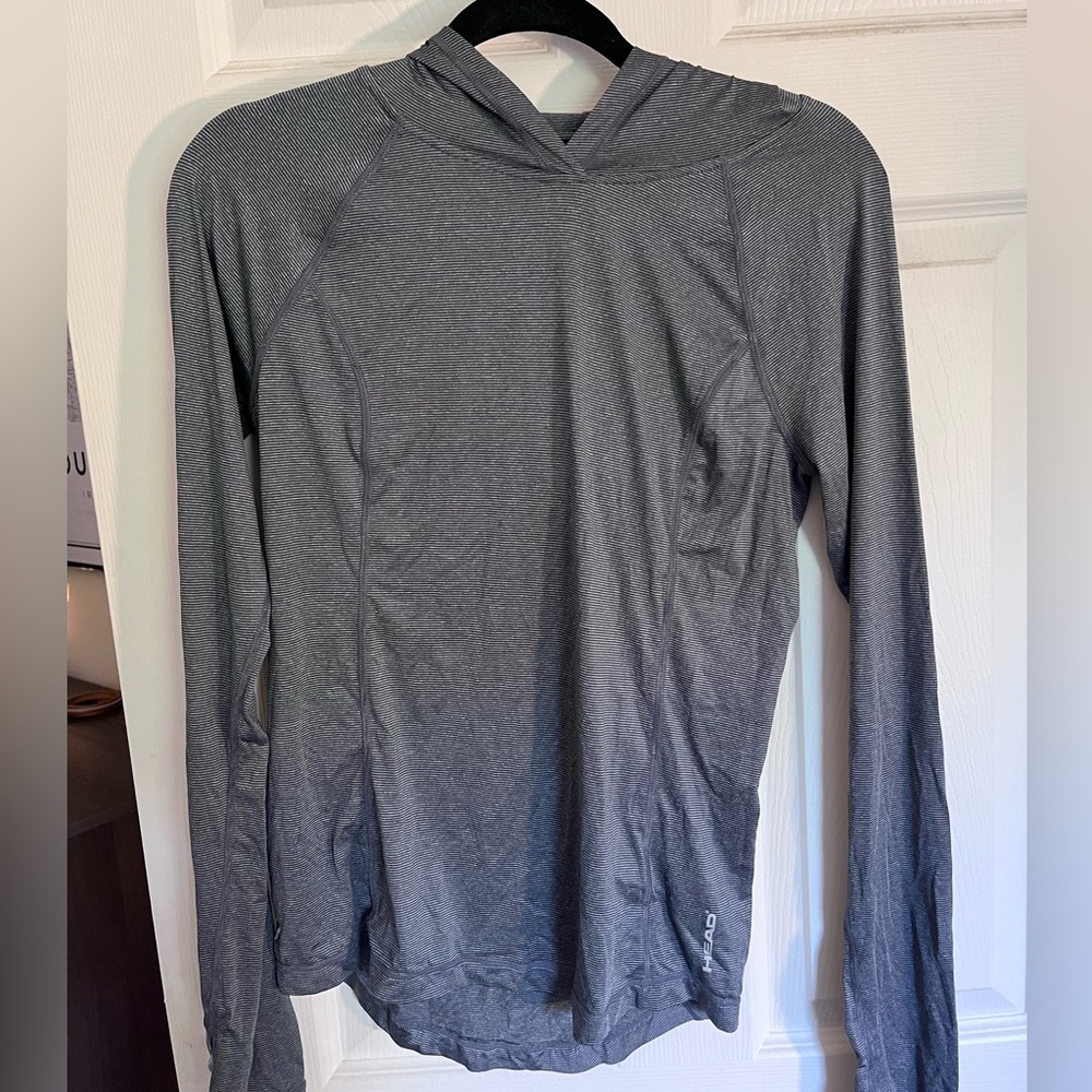Women’s Grey Long Sleeve Athletic Top